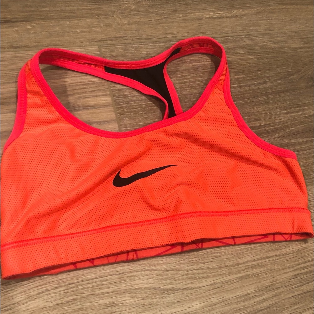 Nike reversible sports bra